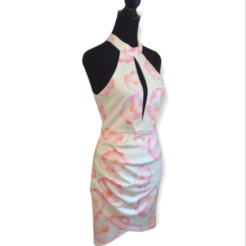 NWOT Floral Mini Dress Size Small